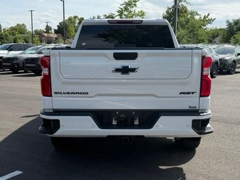 Used 2024 Chevrolet Silverado 1500 RST w/ Dark Appearance Package AWD/4WD image 4