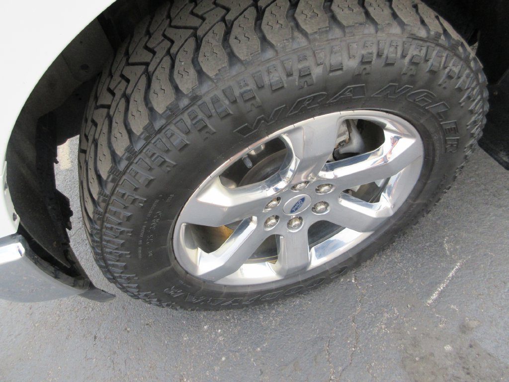 Used 2021 Ford F150 XLT w/ Equipment Group 302A High AWD/4WD image 14