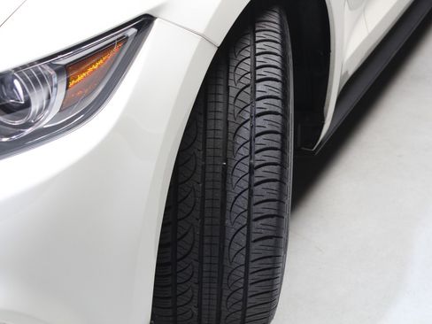Used 2015 Ford Mustang 50 Years RWD image 23