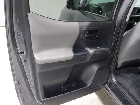 Used 2023 Toyota Tacoma SR5 w/ Technology Package AWD/4WD image 19