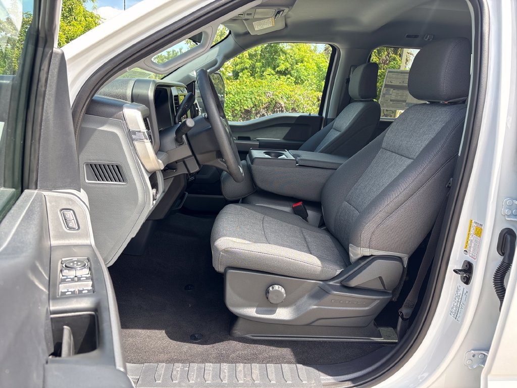 New 2026 Ford F250 XL w/ STX Appearance Package AWD/4WD image 28
