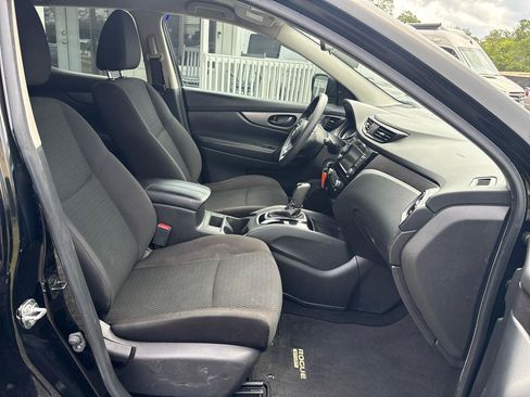 Used 2020 Nissan Rogue Sport S FWD image 18
