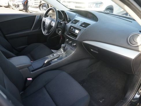 Used 2013 MAZDA MAZDA3 i Sport FWD image 17