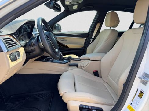Used 2017 BMW 330i Sedan RWD image 18