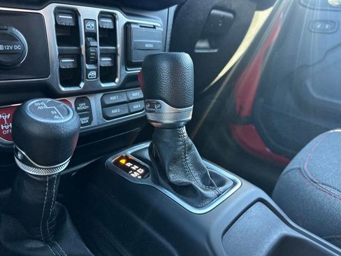 Used 2024 Jeep Wrangler Unlimited Rubicon w/ Convenience Group image 24