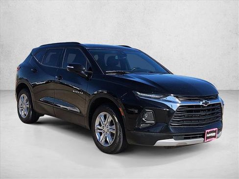 Used 2021 Chevrolet Blazer LT FWD image 3