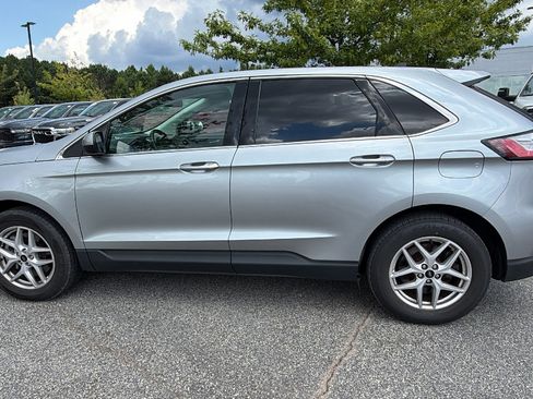 Used 2024 Ford Edge SEL AWD/4WD image 11