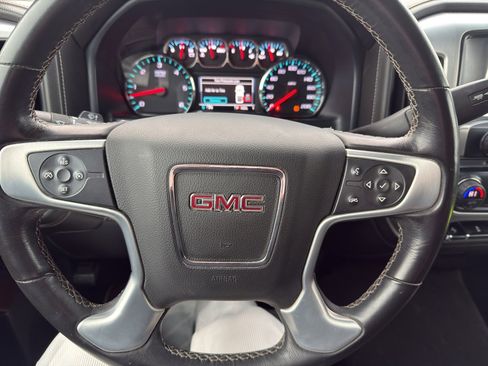 Used 2018 GMC Sierra 2500 SLE image 19