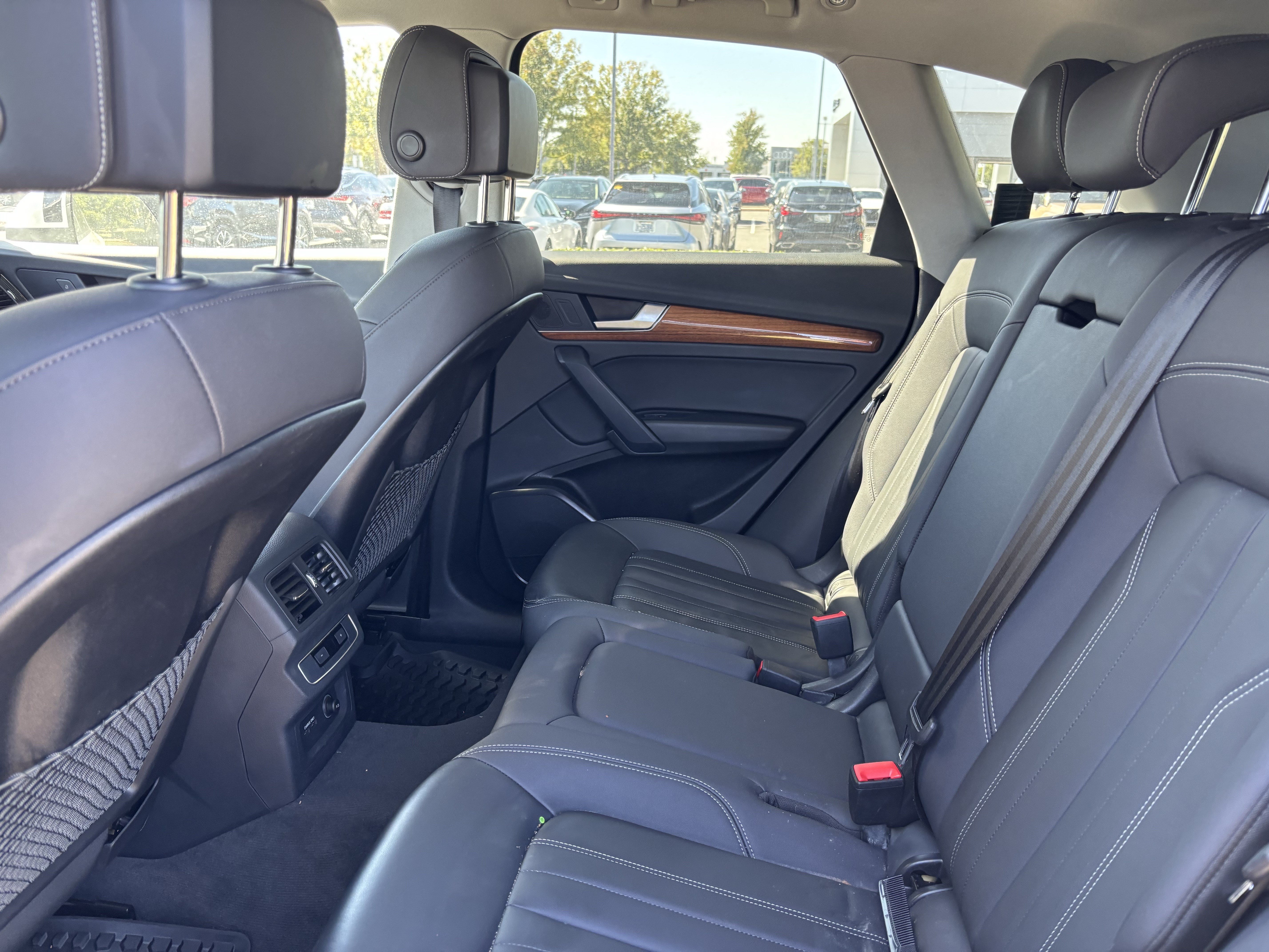 Used 2023 Audi Q5 2.0T Premium w/ Convenience Package AWD/4WD image 19