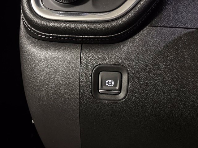 Used 2020 GMC Sierra 1500 Elevation w/ Elevation Value Package RWD image 30