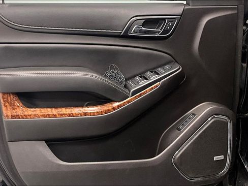 Used 2017 Chevrolet Suburban Premier image 21