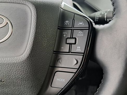 Used 2024 Toyota Prius XLE image 12