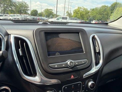 Used 2019 Chevrolet Equinox LT AWD/4WD image 30