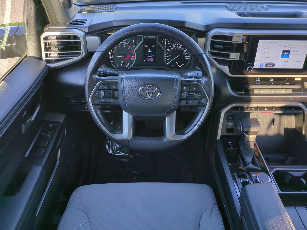 Used 2025 Toyota Tundra SR5 w/ SR5 Convenience Package AWD/4WD image 16