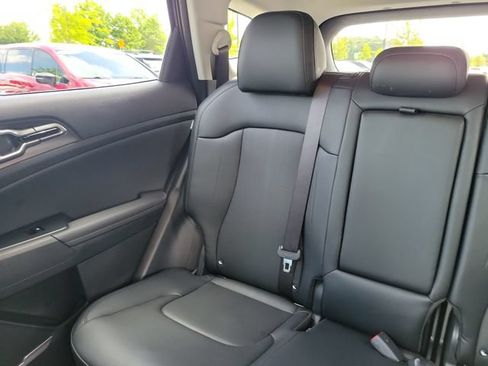 Certified 2026 Kia Sportage EX FWD image 10