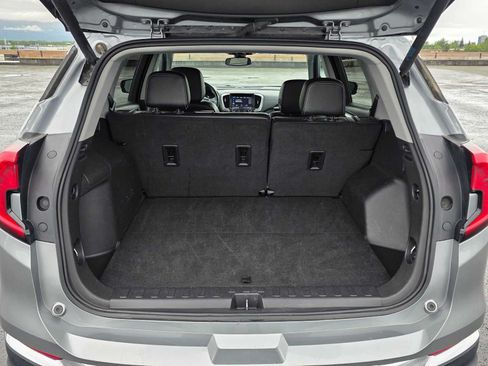 Certified 2024 GMC Terrain SLT AWD/4WD image 13