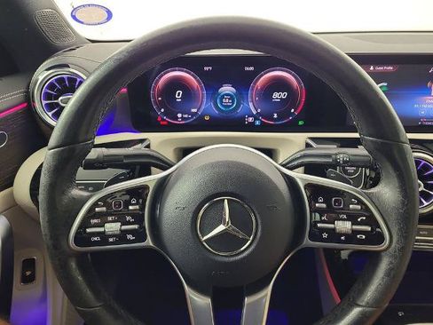 Used 2021 Mercedes-Benz CLA 250 image 20