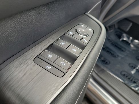 New 2026 Nissan Armada SV image 19