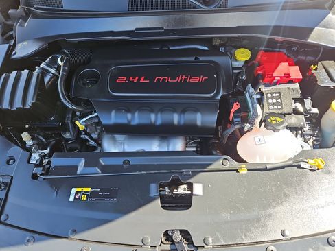 Used 2019 Jeep Compass Latitude FWD image 19
