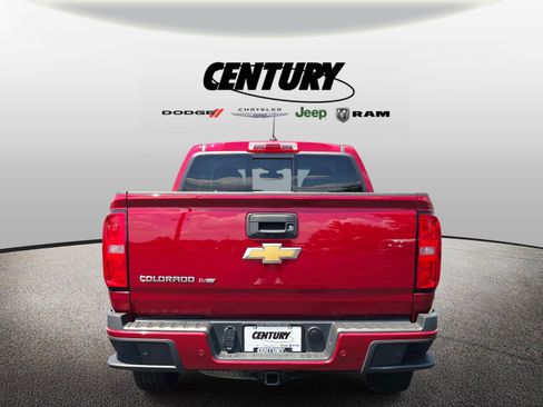 Used 2019 Chevrolet Colorado Z71 AWD/4WD image 5