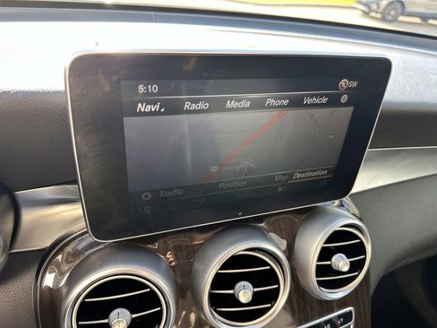 Used 2017 Mercedes-Benz GLC 300 4MATIC image 20