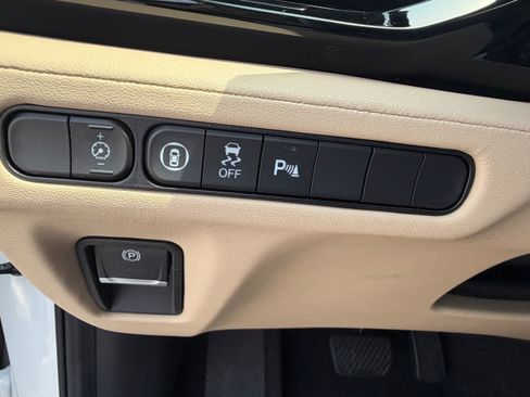Used 2022 Acura MDX SH-AWD w/ Technology Package image 15