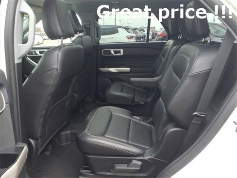 Used 2023 Ford Explorer XLT w/ Equipment Group 202A image 13