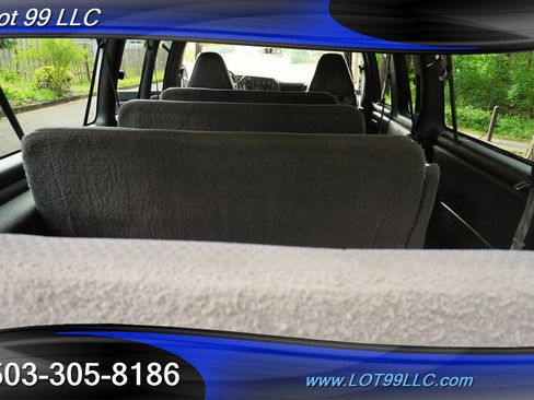 Used 2002 Chevrolet Express 3500 Extended Passenger w/ LS Preferred Equipment Group RWD image 14