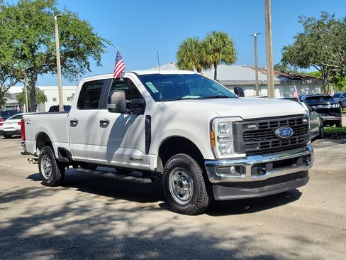 Used 2024 Ford F250 XL w/ XL Chrome Package AWD/4WD image 2