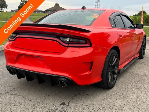 Used 2020 Dodge Charger R/T w/ Plus Group RWD image 10