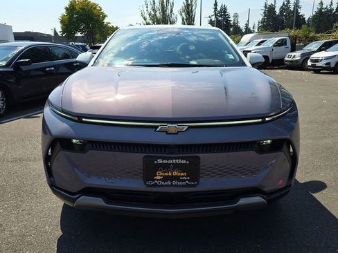 New 2025 Chevrolet Equinox EV LT w/ Active Safety Package 3 image 8