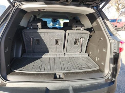 Used 2019 Chevrolet Traverse LT w/ LPO, Floor Liner Package image 11