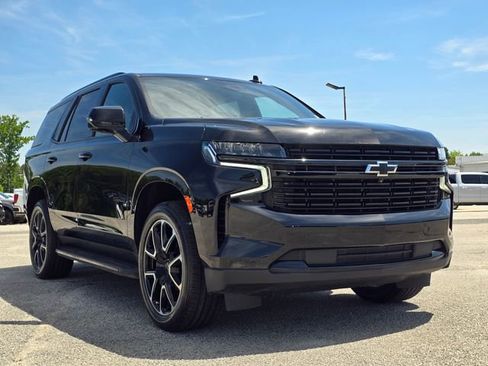 Used 2024 Chevrolet Tahoe RST w/ Luxury Package RWD image 8