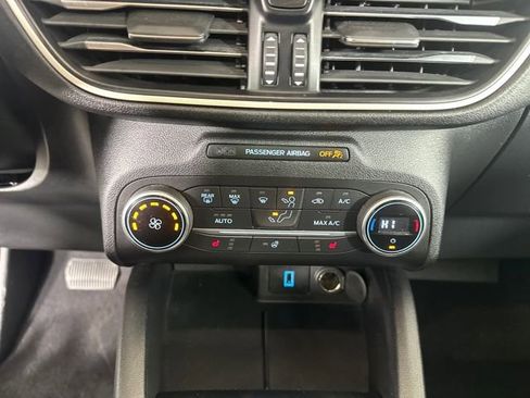 Used 2020 Ford Escape SEL image 22