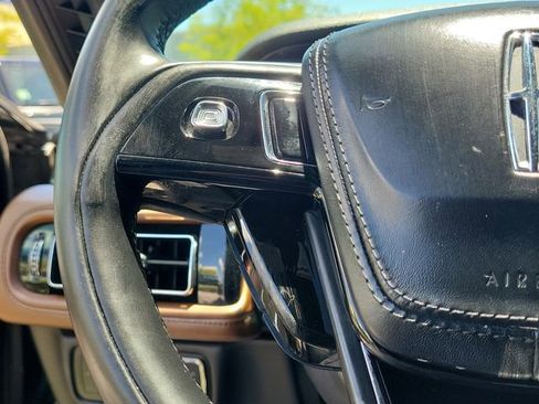 Certified 2020 Lincoln Aviator Reserve w/ Equipment Group 202A AWD/4WD image 20