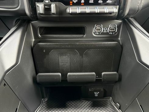 Used 2022 RAM 1500 Limited w/ Body-Colour Bumper Group image 29