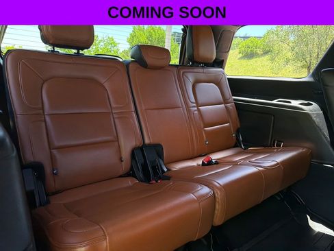 Used 2018 Lincoln Navigator Reserve w/ Technology Package AWD/4WD image 29