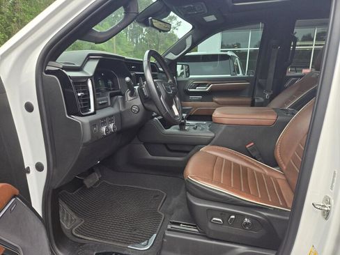 Used 2023 GMC Sierra 1500 Denali Ultimate AWD/4WD image 19