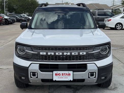 Used 2025 Ford Bronco Sport Badlands AWD/4WD image 3
