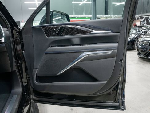 Used 2025 Cadillac Escalade IQ Luxury 1 AWD/4WD image 44