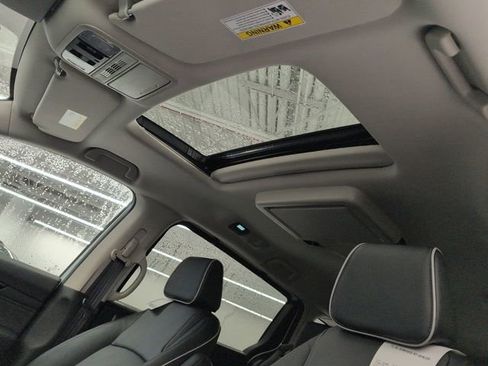 New 2026 Honda Odyssey Touring image 18