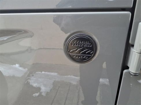 Used 2022 Jeep Wrangler Unlimited Sport image 17