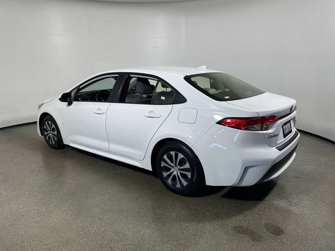Certified 2022 Toyota Corolla LE w/ Carpet Mat Package (TMS) FWD image 5