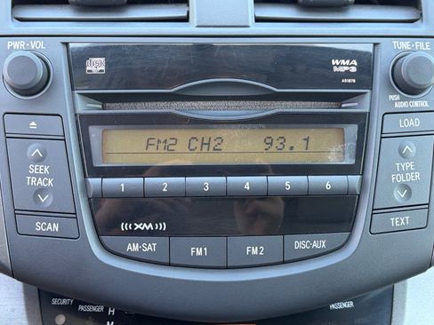 Used 2011 Toyota RAV4 4WD w/ Upgrade Value Pkg image 23
