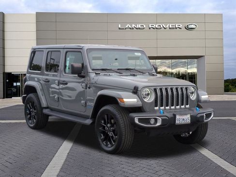Used 2022 Jeep Wrangler Unlimited Sahara w/ Safety Group image 3