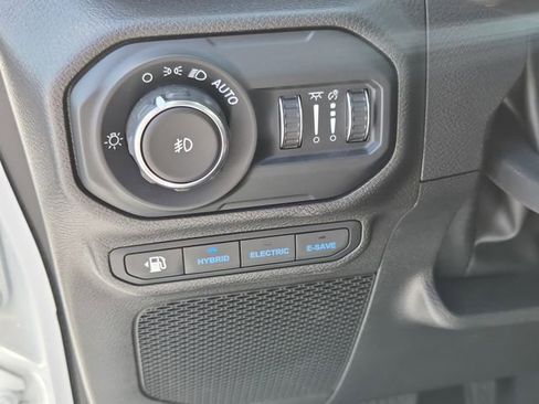 Used 2021 Jeep Wrangler Unlimited Rubicon 4xe w/ Steel Bumper Group image 23