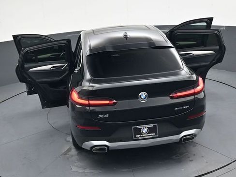 Used 2025 BMW X4 xDrive30i w/ Premium Package image 40