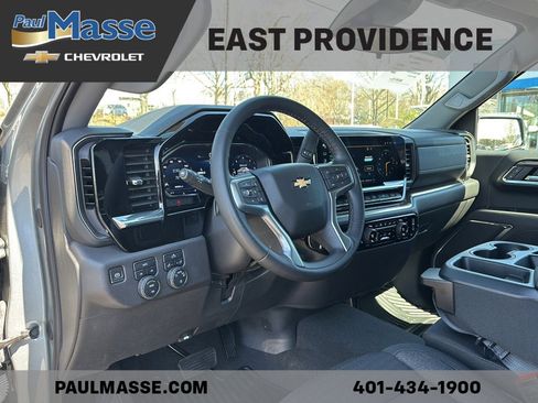 Certified 2024 Chevrolet Silverado 1500 LT AWD/4WD image 16