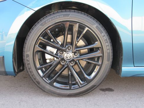 Used 2025 Toyota Camry SE FWD image 36