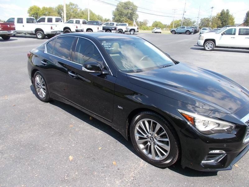Used 2018 INFINITI Q50 Luxe w/ Essential Package (3.0T Luxe) RWD image 11